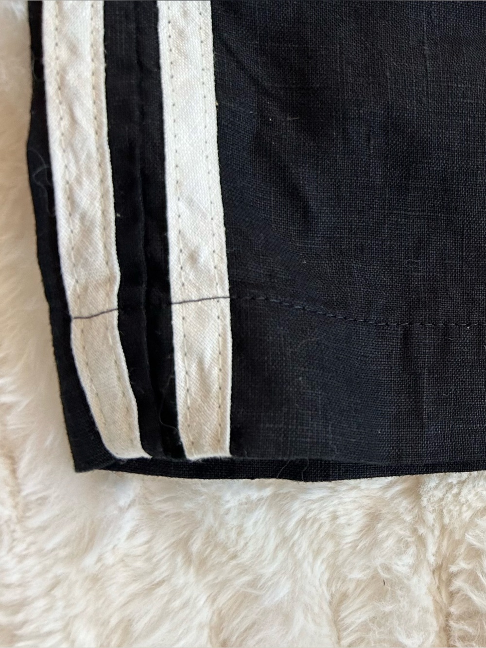 New Donni Linen Crop Stripe Pant in Jet - Picture 9 of 10